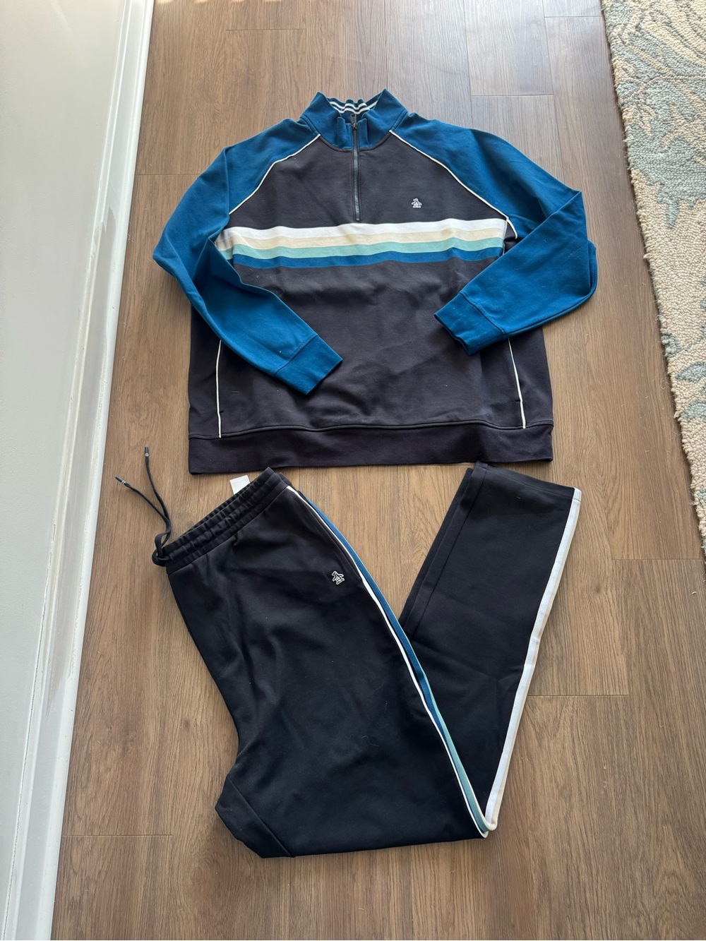 Mens  Penguin track suit sz XL tall